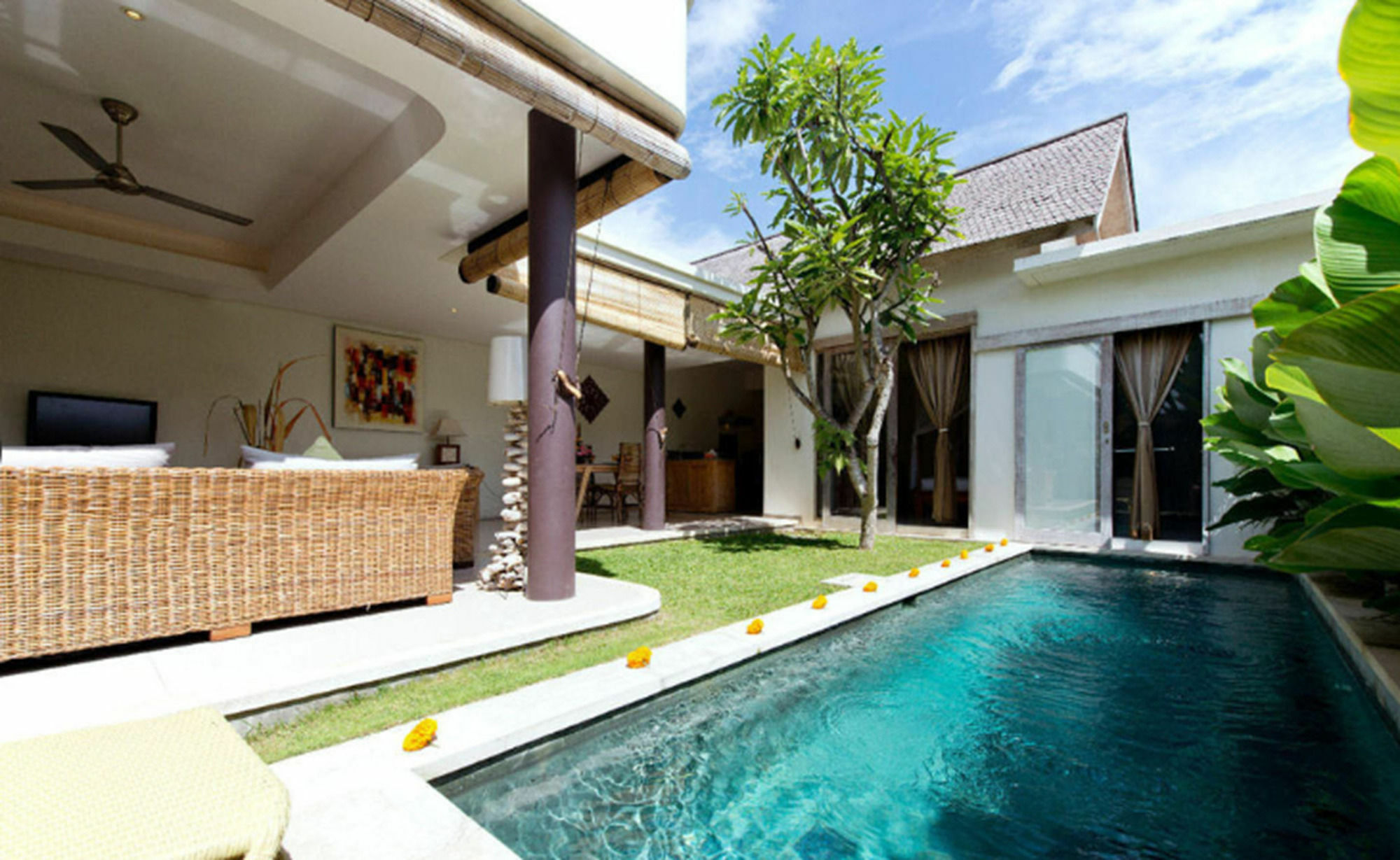 Villa Lestari *